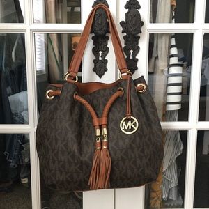 Michael Kors Large Marina Shoulder Bag